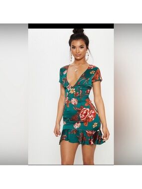 PrettyLittleThing Teal Green Floral V-Neck Ruffle Mini Dress